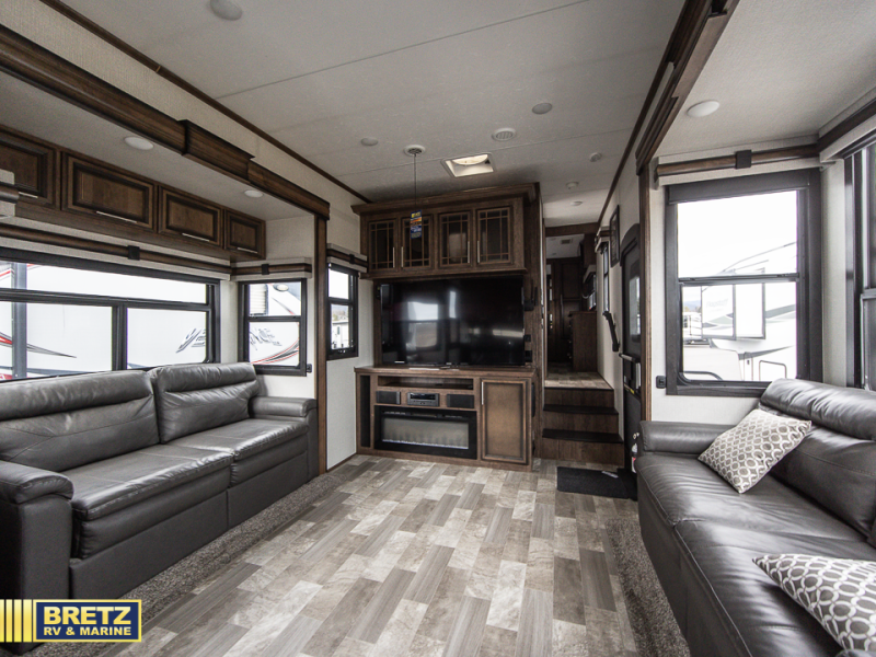 RV listing image