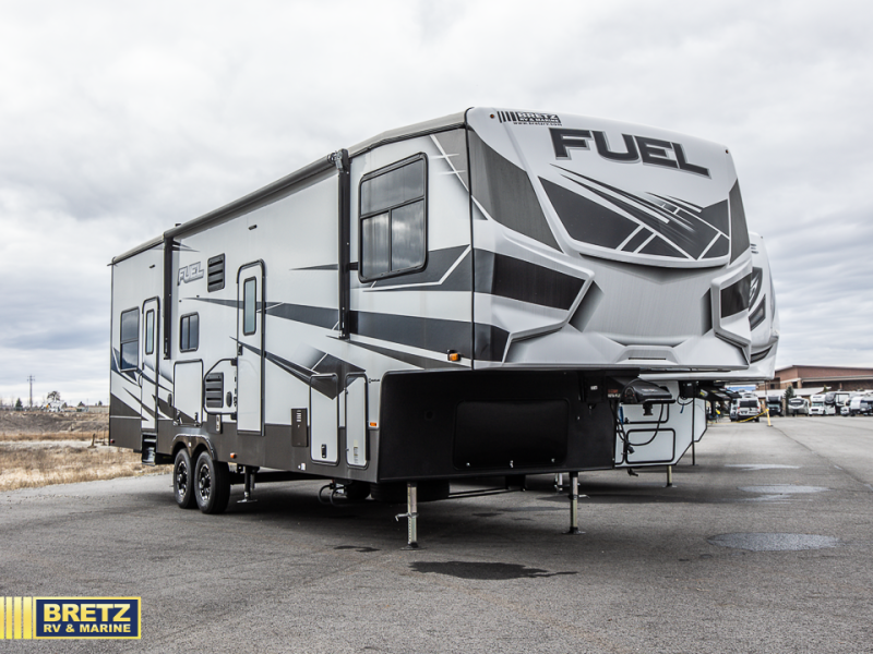 RV listing image