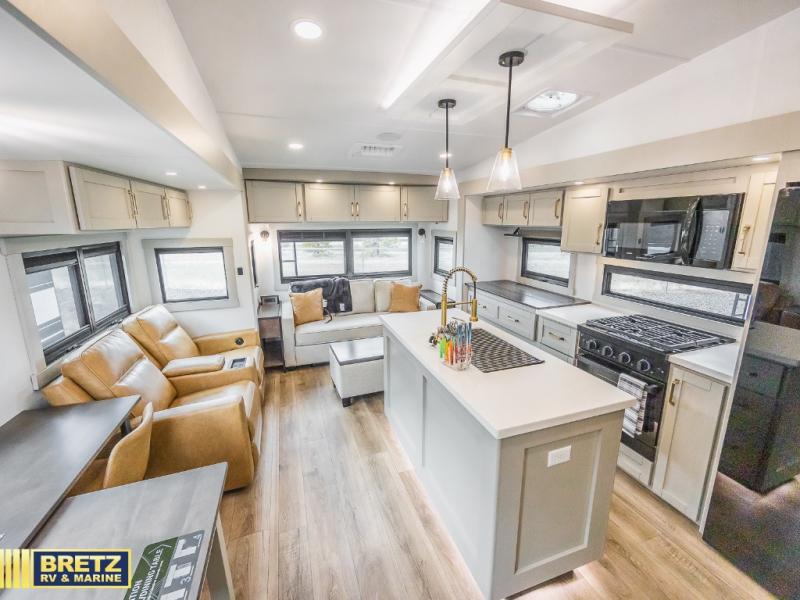 RV listing image