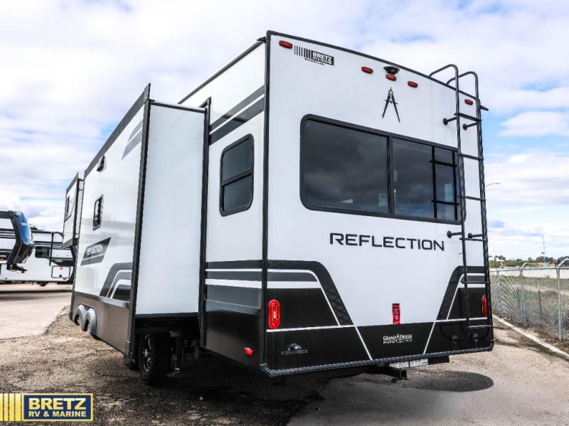 RV listing image