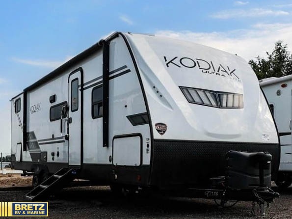 RV listing image