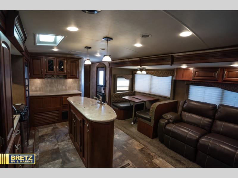 RV listing image