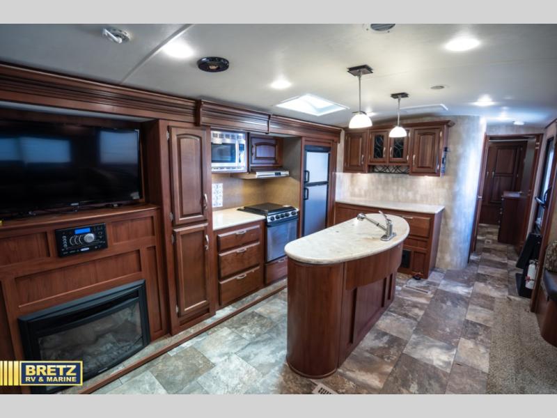 RV listing image