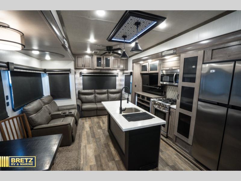 RV listing image