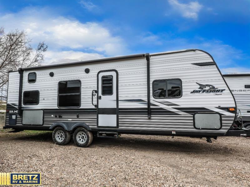 RV listing image