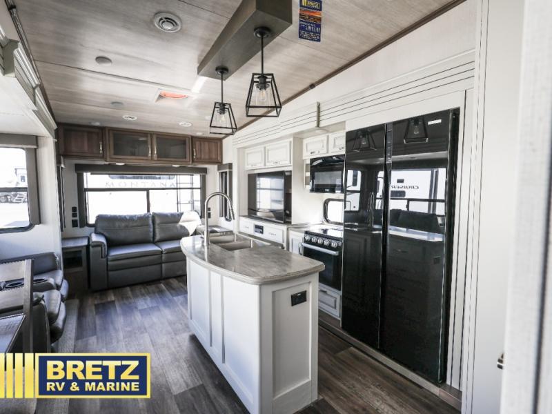 RV listing image
