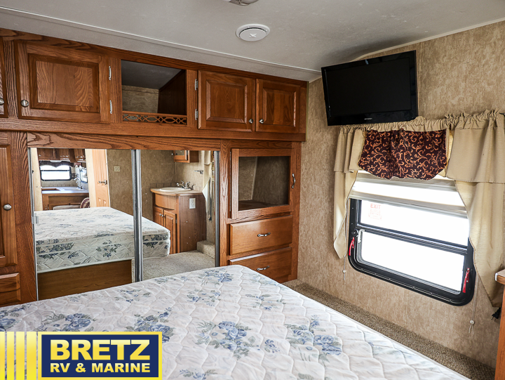 RV listing image