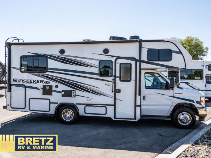 RV listing image
