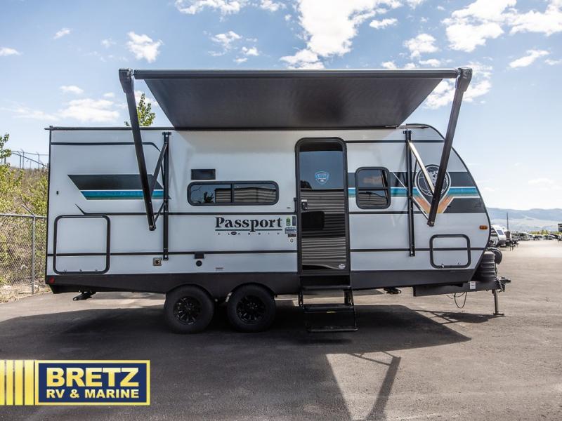 RV listing image