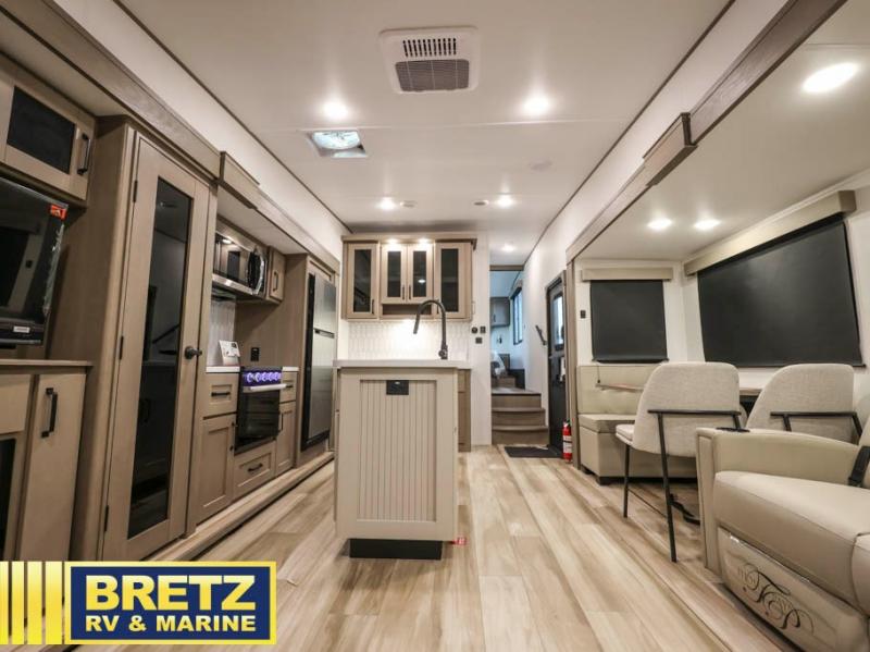 RV listing image