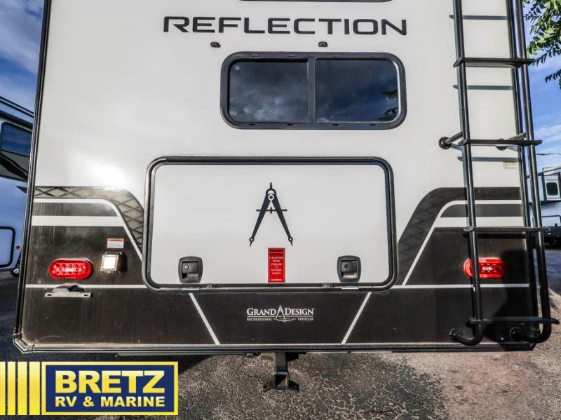 2026 Grand Design Recreational Reflection Narrow Body photo 4