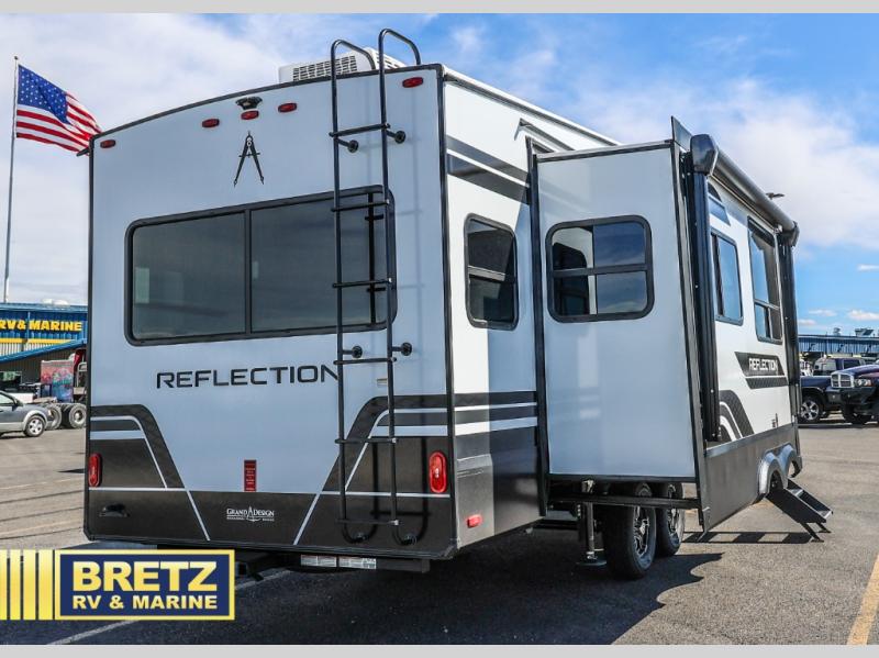 RV listing image