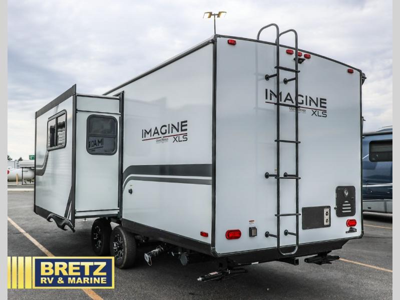 2026 Grand Design Recreational Imagine Narrow Body photo 4