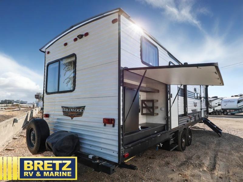 RV listing image