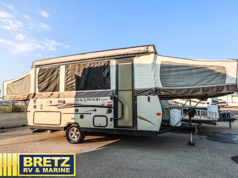 RV listing image