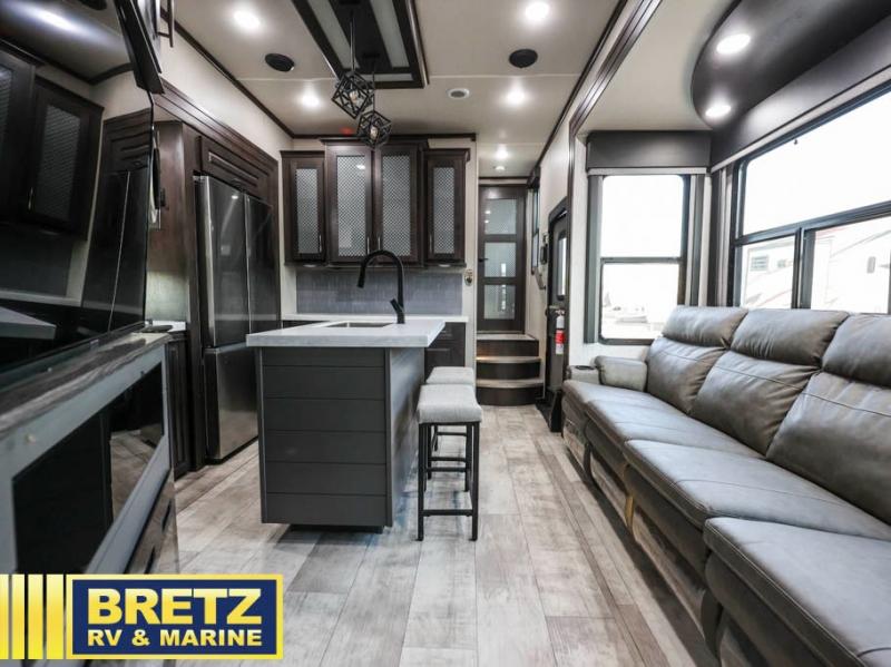 RV listing image