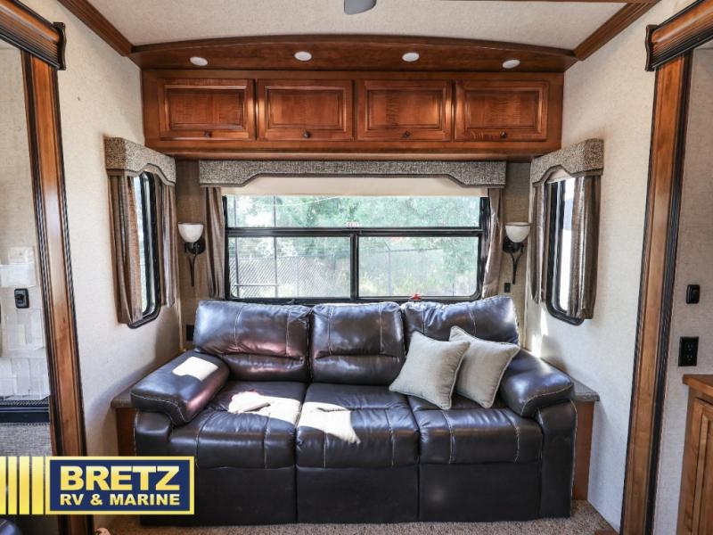 RV listing image