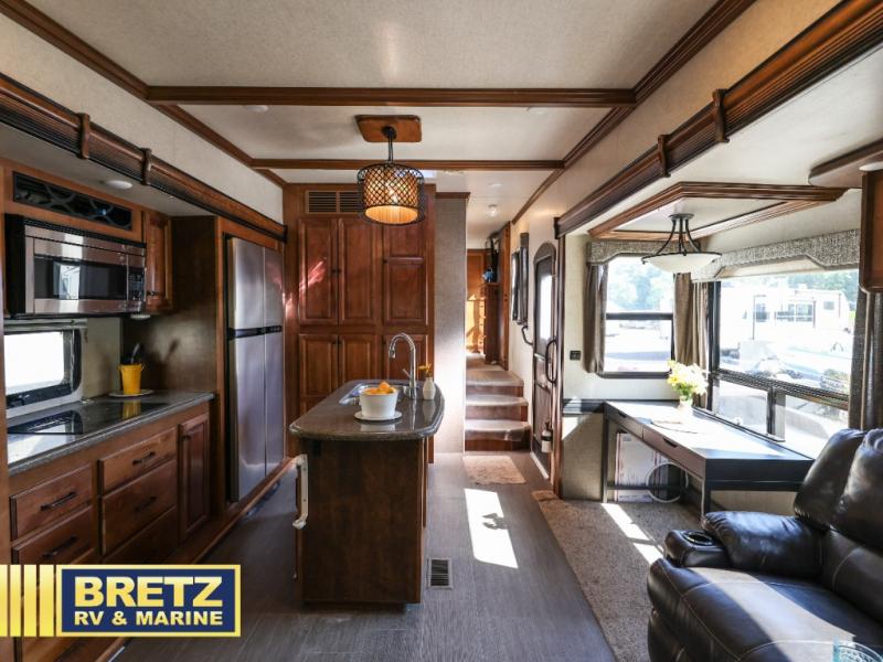 RV listing image