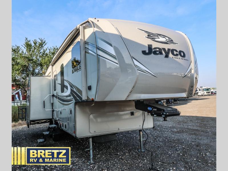 RV listing image