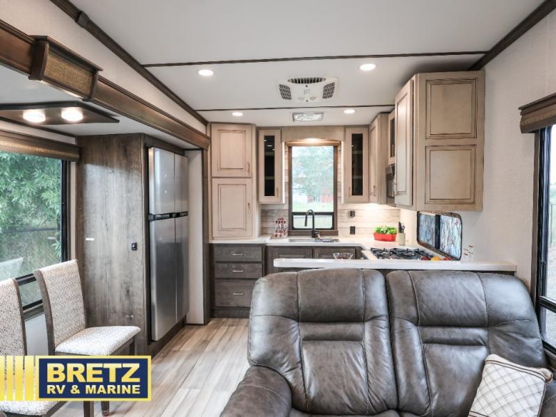 RV listing image