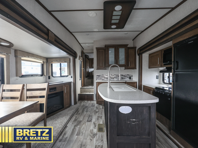 RV listing image