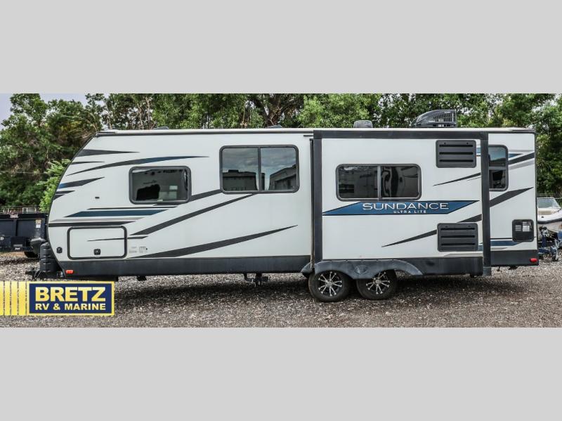 RV listing image