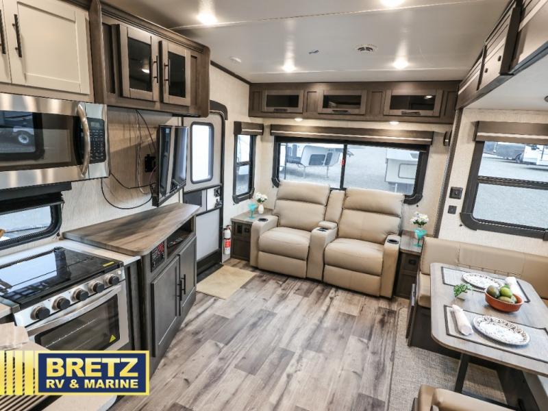 RV listing image