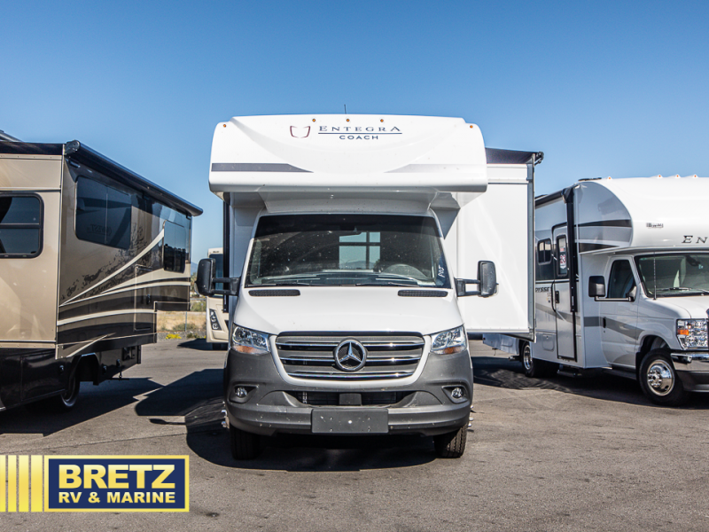 2024 Mercedes Benz Sprinter 3500 photo 3