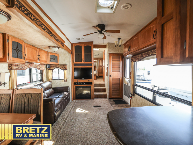 RV listing image