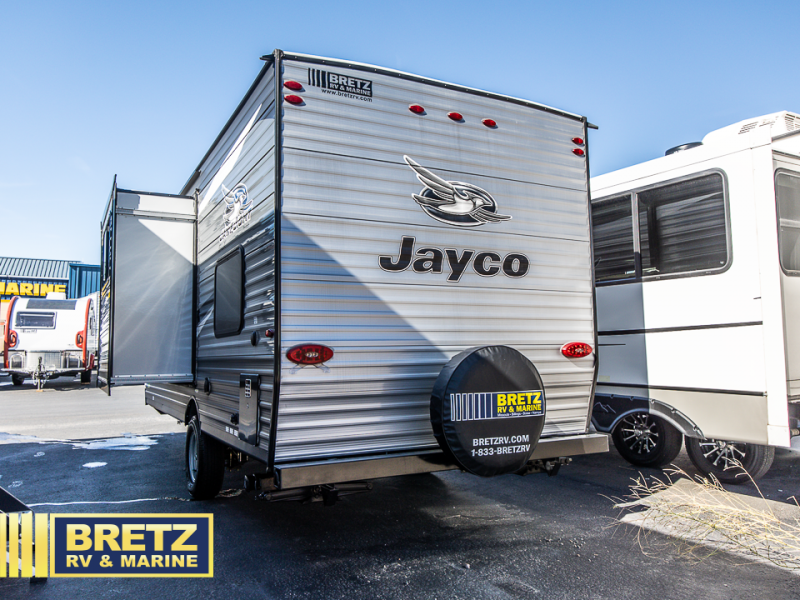 RV listing image