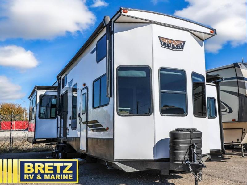 RV listing image