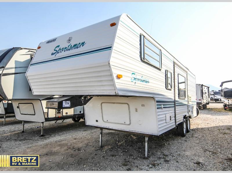 RV listing image