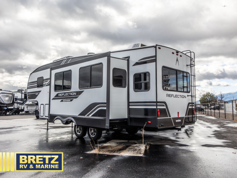 2026 Grand Design Recreational Reflection Narrow Body photo 4