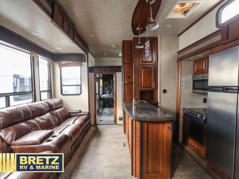 RV listing image