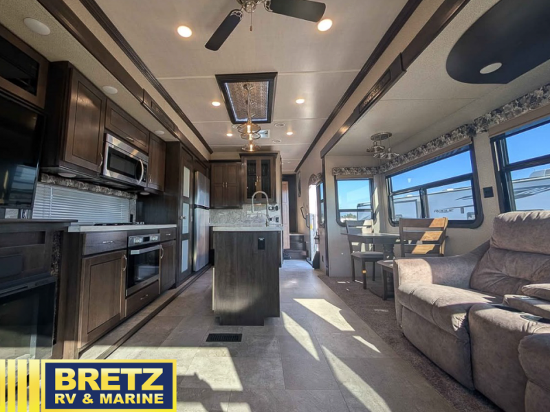 RV listing image