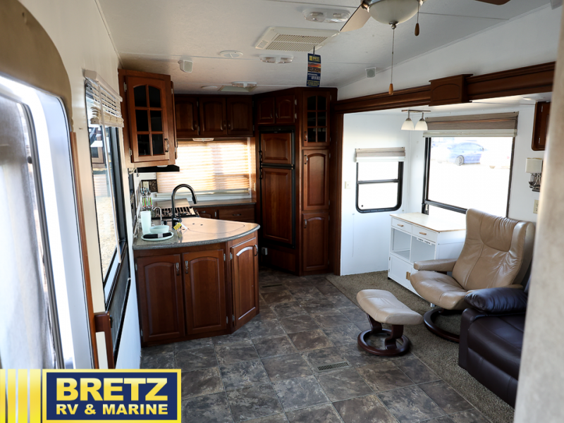 RV listing image