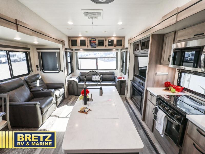 RV listing image