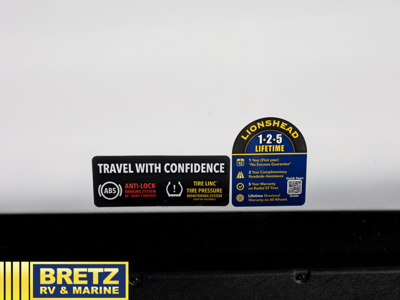 2026 Grand Design Recreational Reflection Narrow Body photo 3