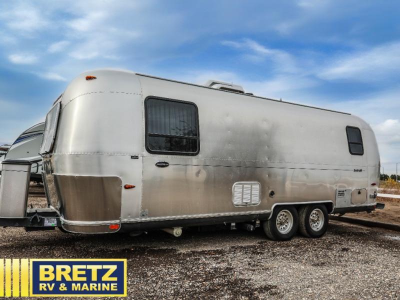 RV listing image