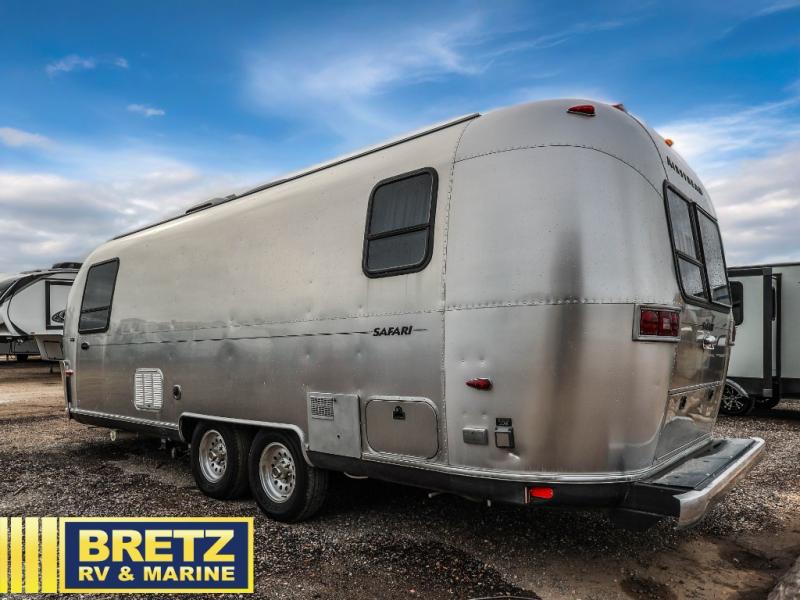 RV listing image