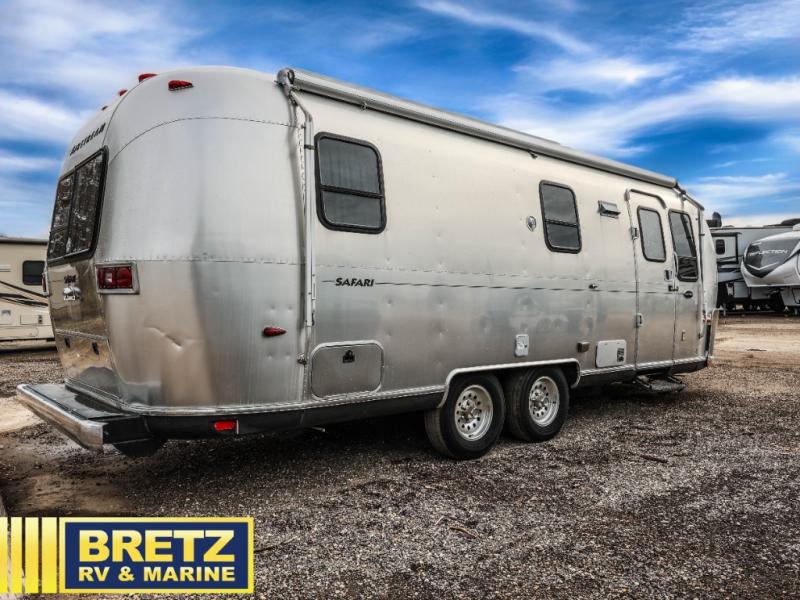 RV listing image