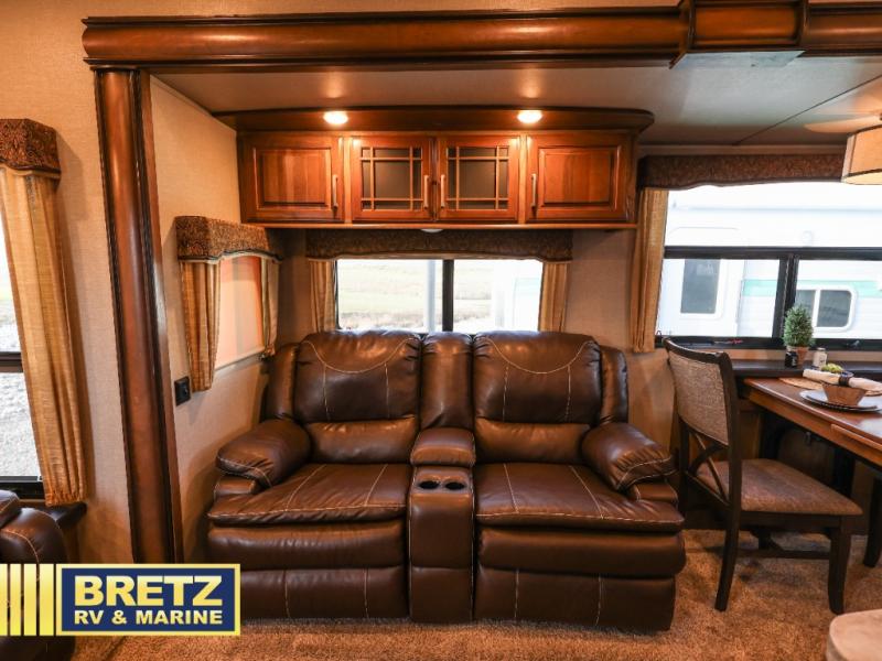 RV listing image