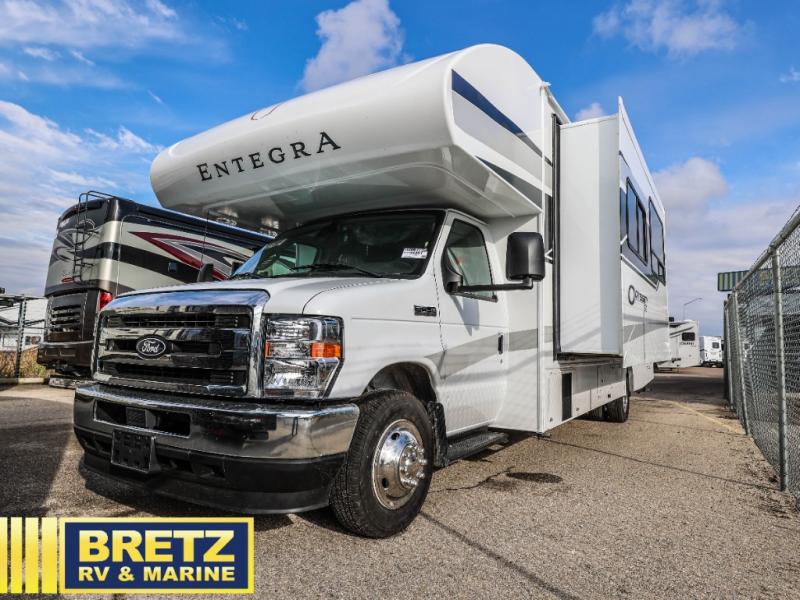 2026 Ford E-450 photo 3