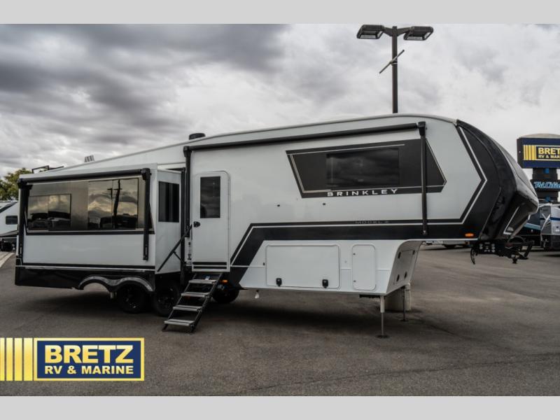 RV listing image