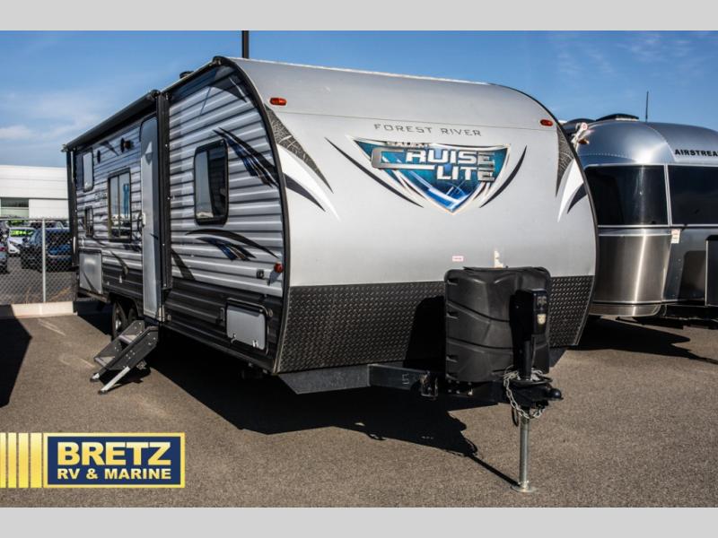 RV listing image