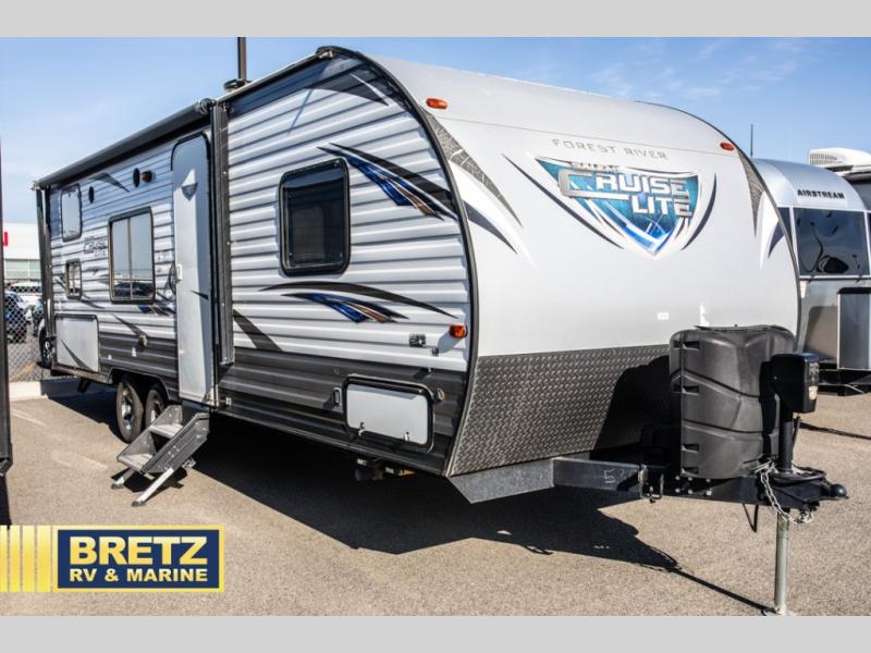RV listing image