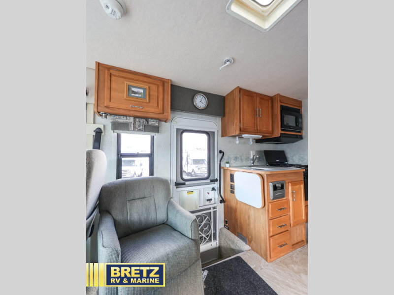 RV listing image