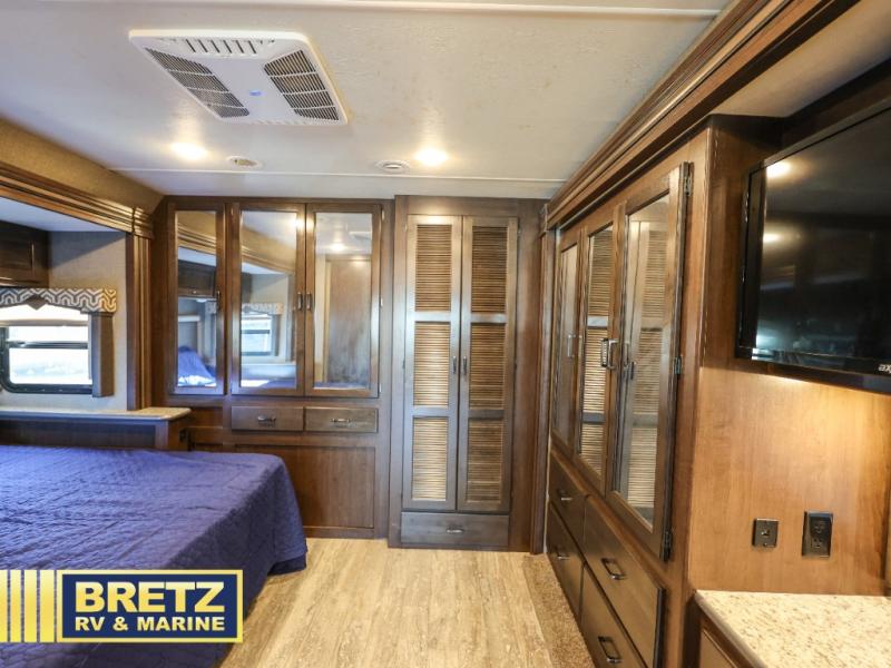 RV listing image
