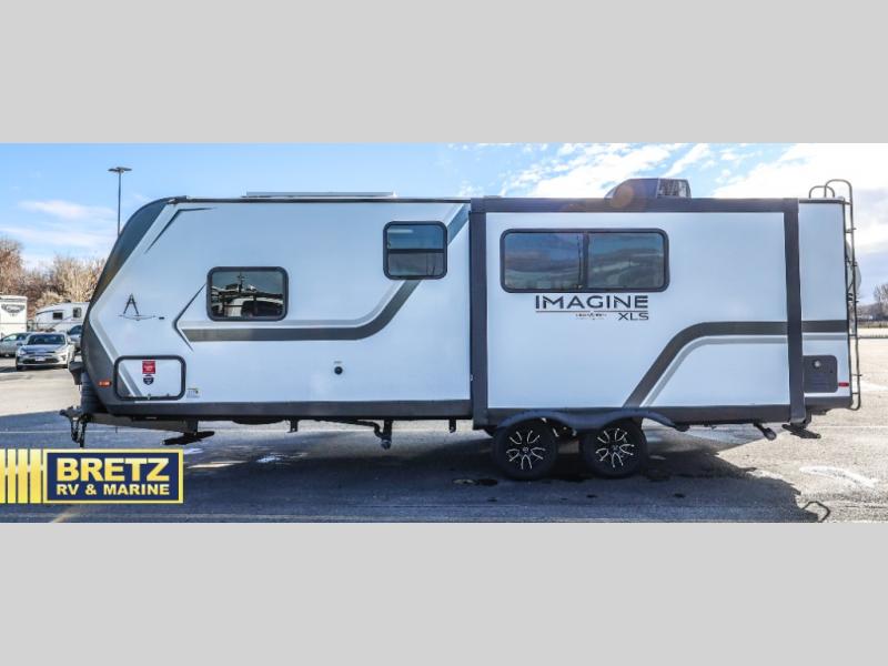 RV listing image