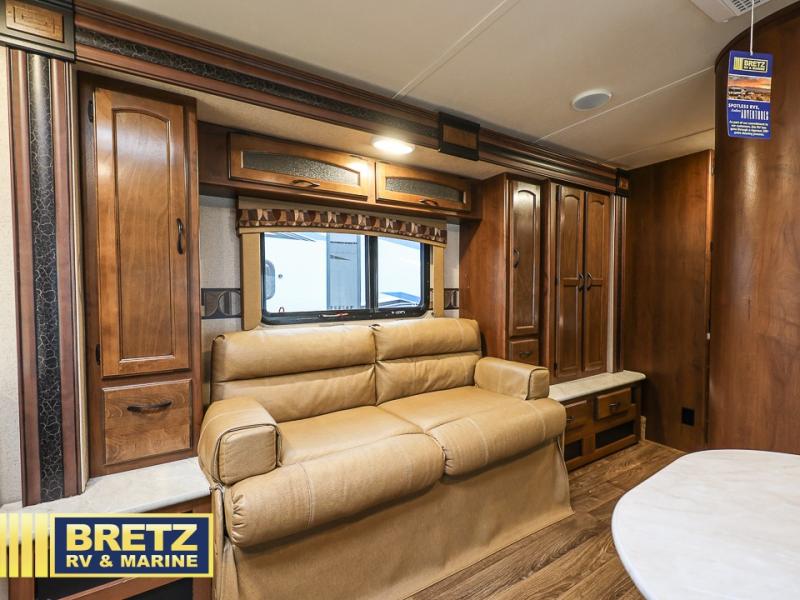 RV listing image